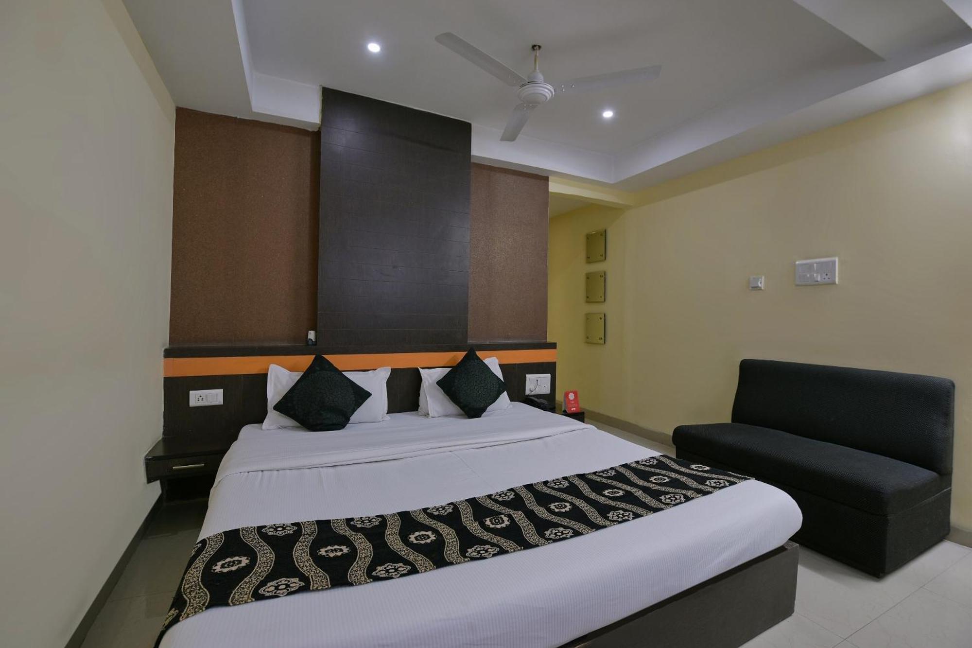 Collection O Diamond And Residences Indore Luaran gambar