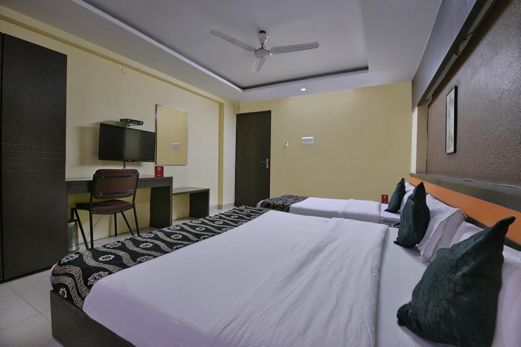 Collection O Diamond And Residences Indore Luaran gambar
