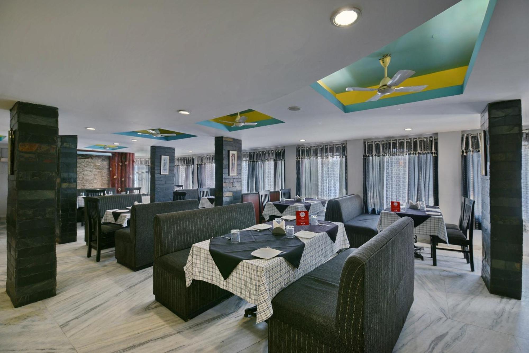 Collection O Diamond And Residences Indore Luaran gambar