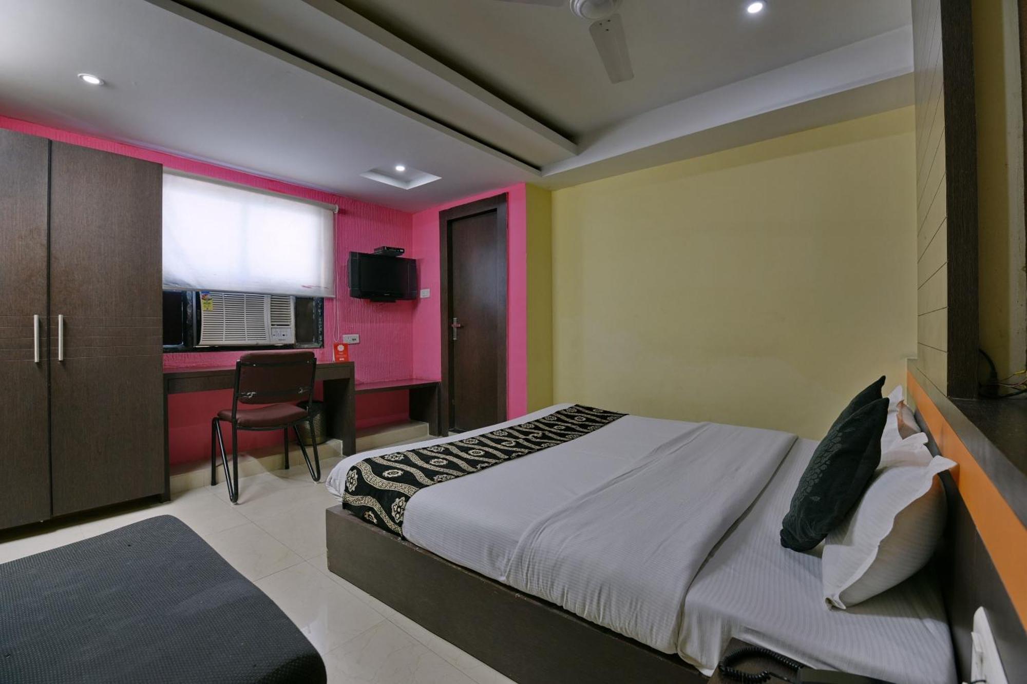 Collection O Diamond And Residences Indore Luaran gambar